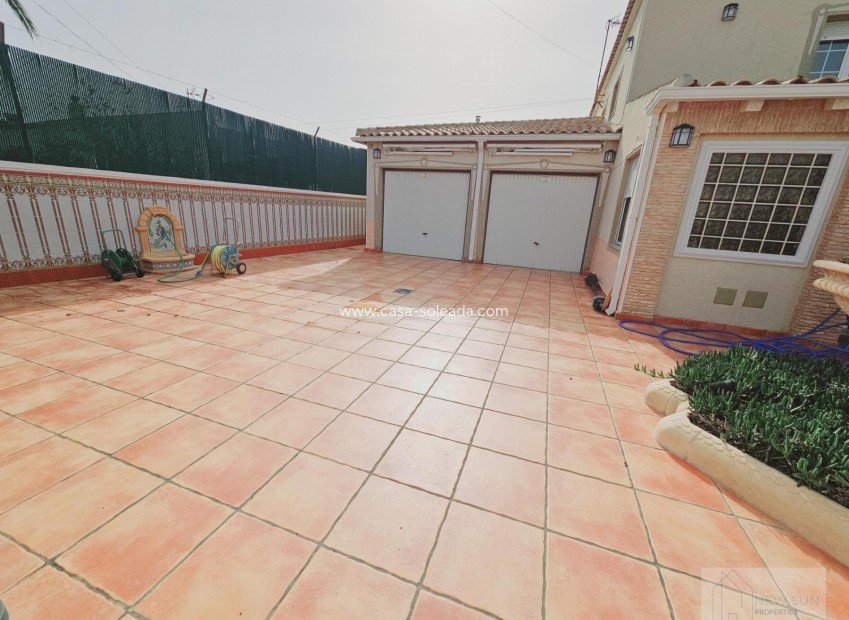 Herverkoop - Villa - Torrevieja - La Siesta