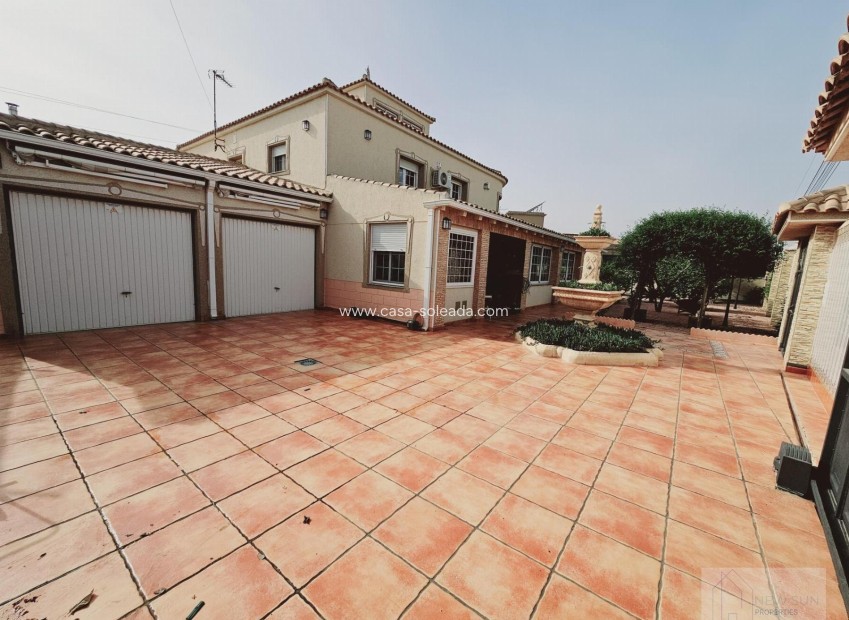 Herverkoop - Villa - Torrevieja - La Siesta