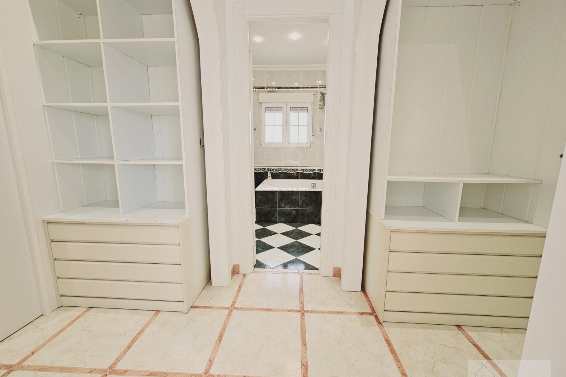 Herverkoop - Villa - Torrevieja - La Siesta