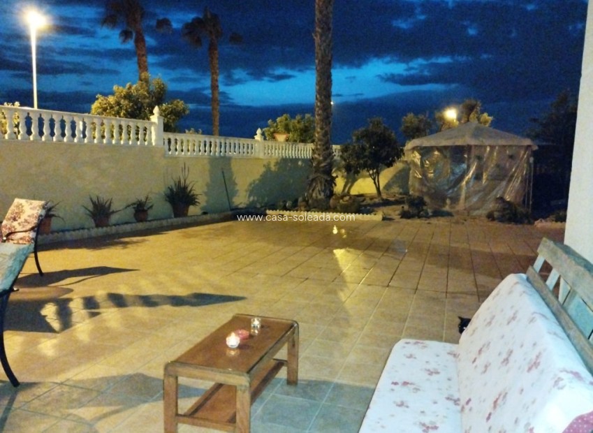 Herverkoop - Villa - Torrevieja