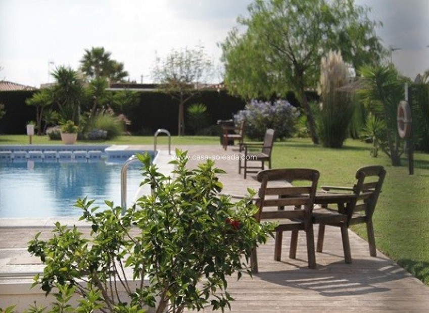 Herverkoop - Villa - Torrevieja