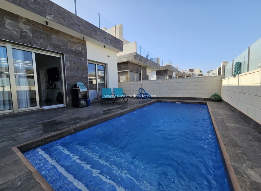 Herverkoop - Villa - Villamartin - Villamartín