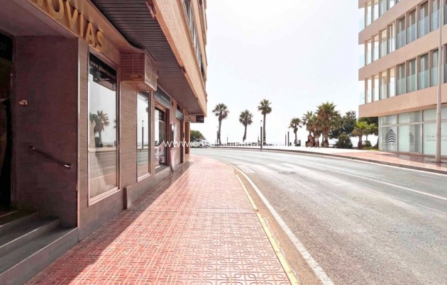 Kommerziell - Wiederverkauf - Torrevieja - Playa del Cura