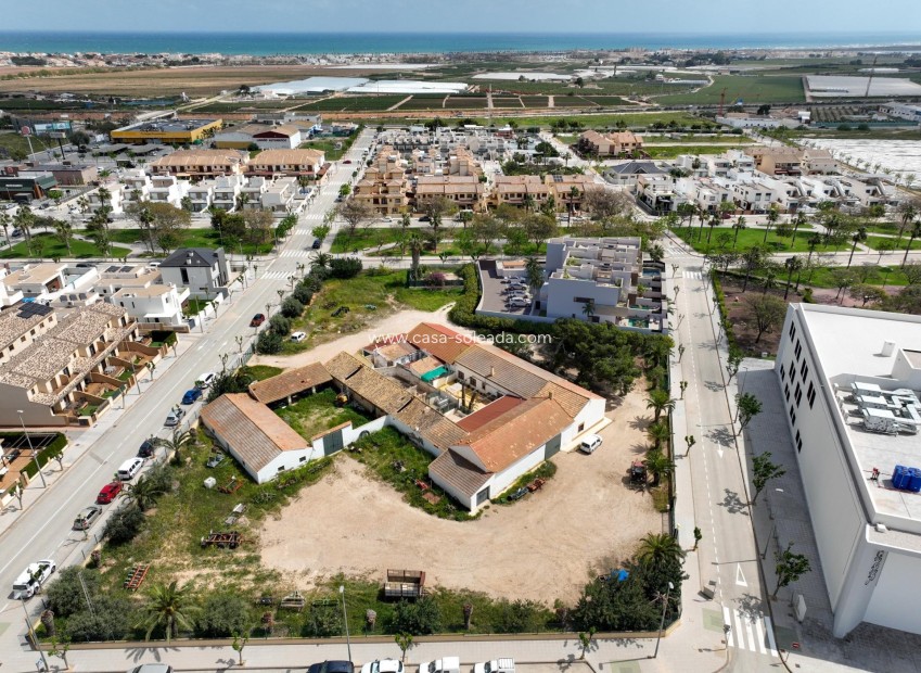 Neue Gebäude - Villa - Pilar de la Horadada - parques de Andromeda