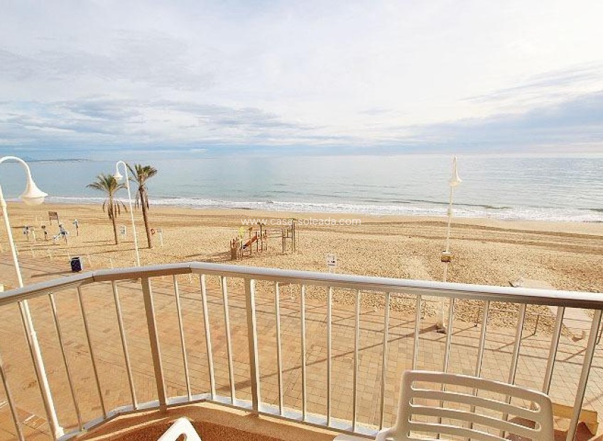Resale - Apartment / flat - Guardamar del Segura - Pueblo