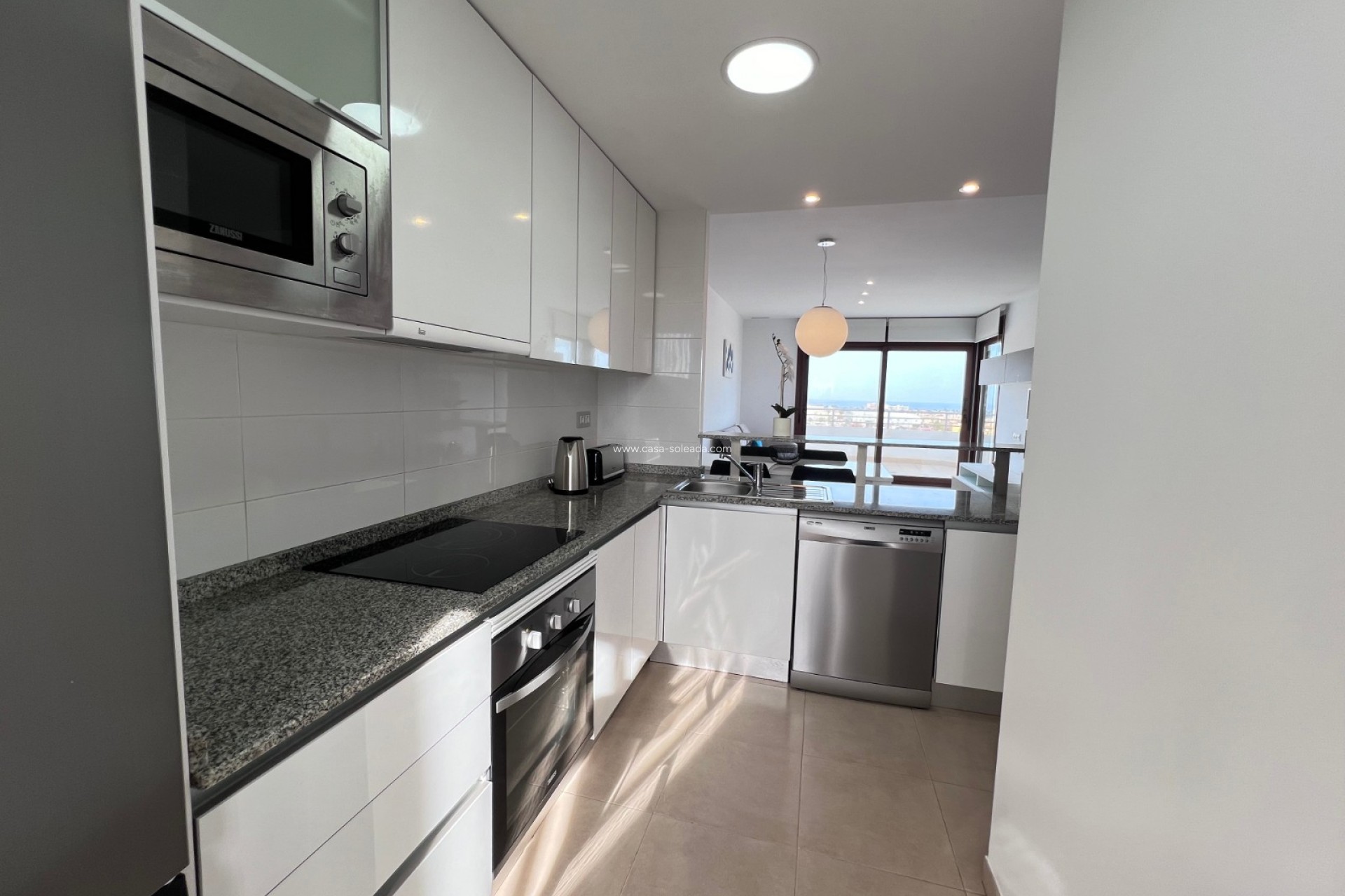 Resale - Apartment / flat - Lomas De Campoamor