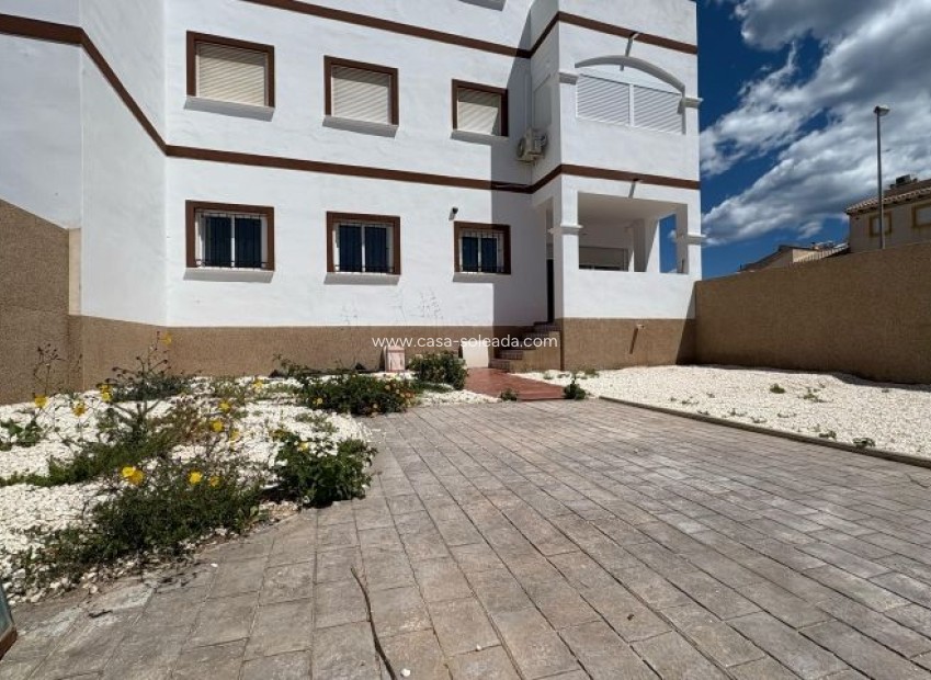 Resale - Apartment / flat - Orihuela Costa - Costa Blanca