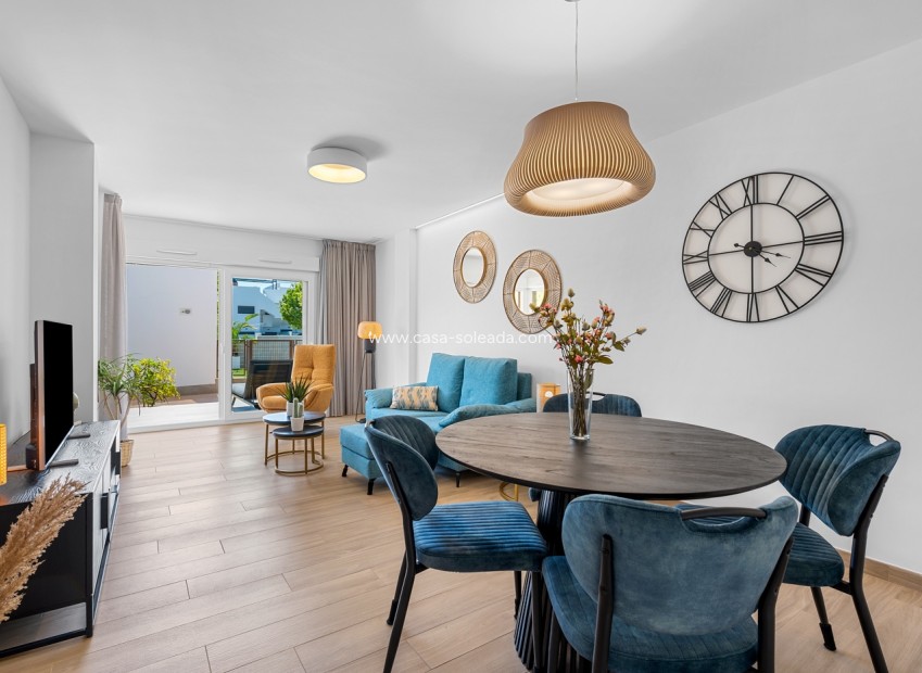 Resale - Apartment / flat - Pilar de la Horadada - Costa Blanca