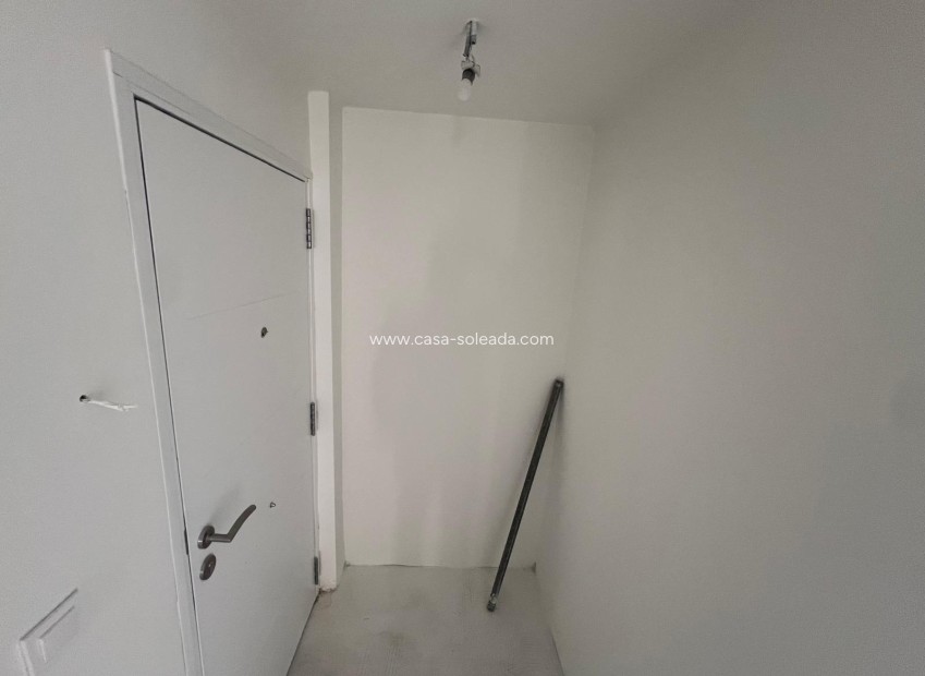 Resale - Apartment / flat - Torrevieja - Acequion