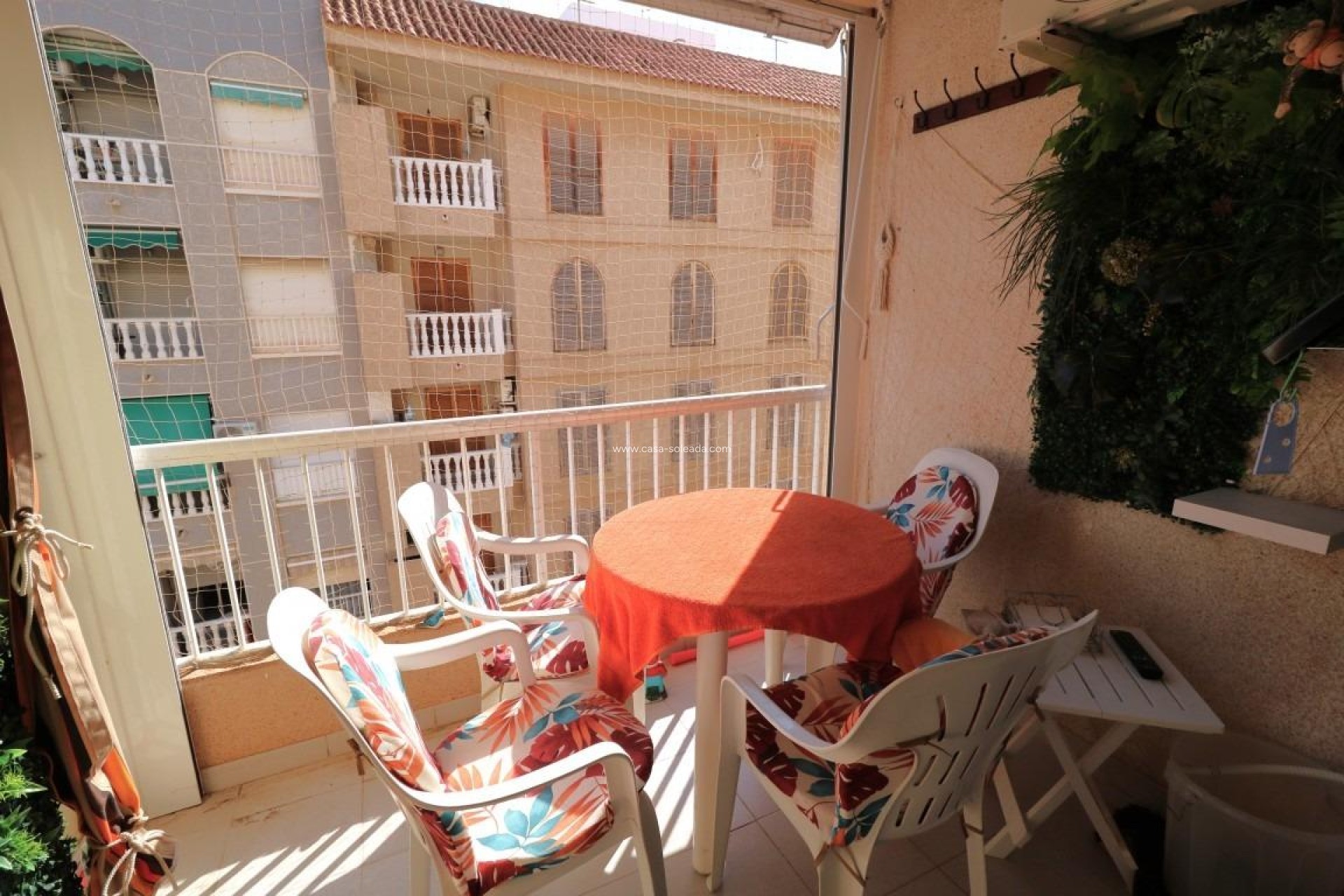 Resale - Apartment / flat - Torrevieja - Acequion