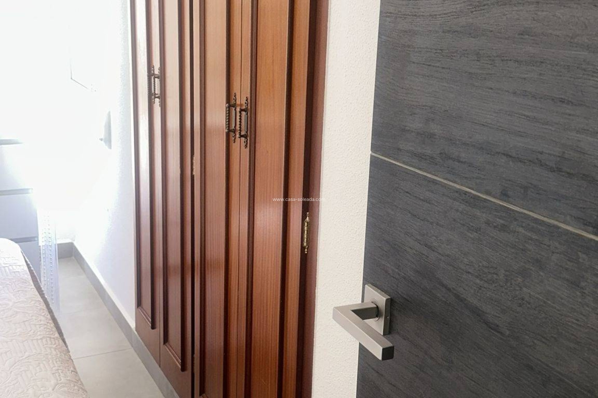 Resale - Apartment / flat - Torrevieja - Center