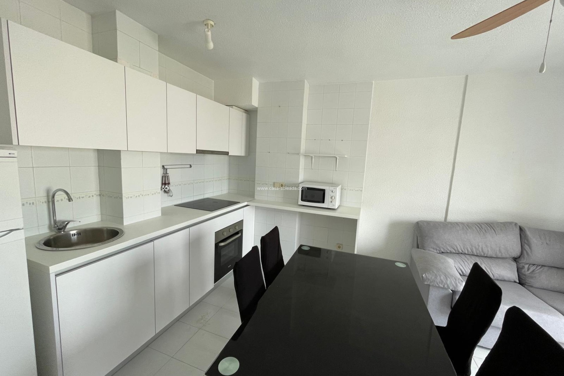 Resale - Apartment / flat - Torrevieja - Center