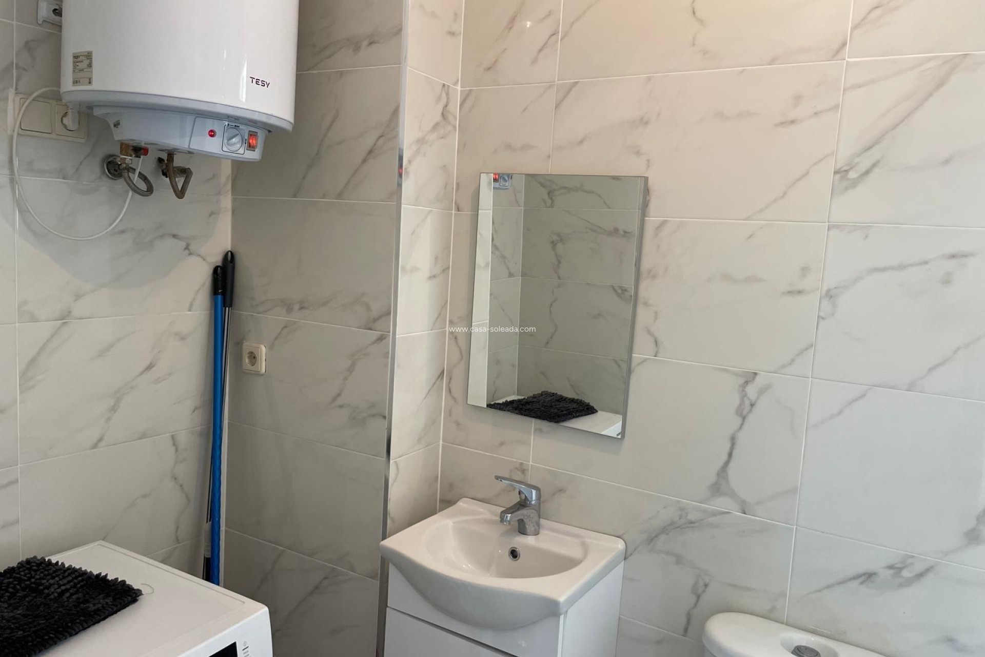 Resale - Apartment / flat - Torrevieja - Center
