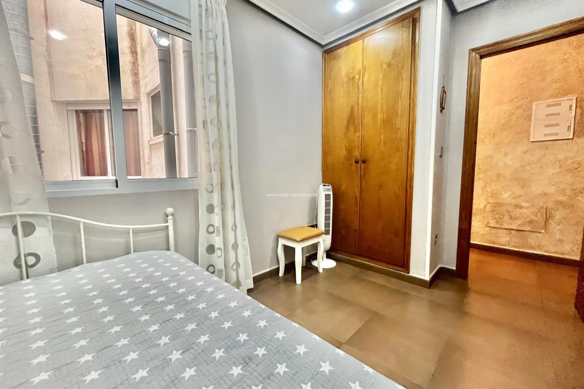 Resale - Apartment / flat - Torrevieja - Center