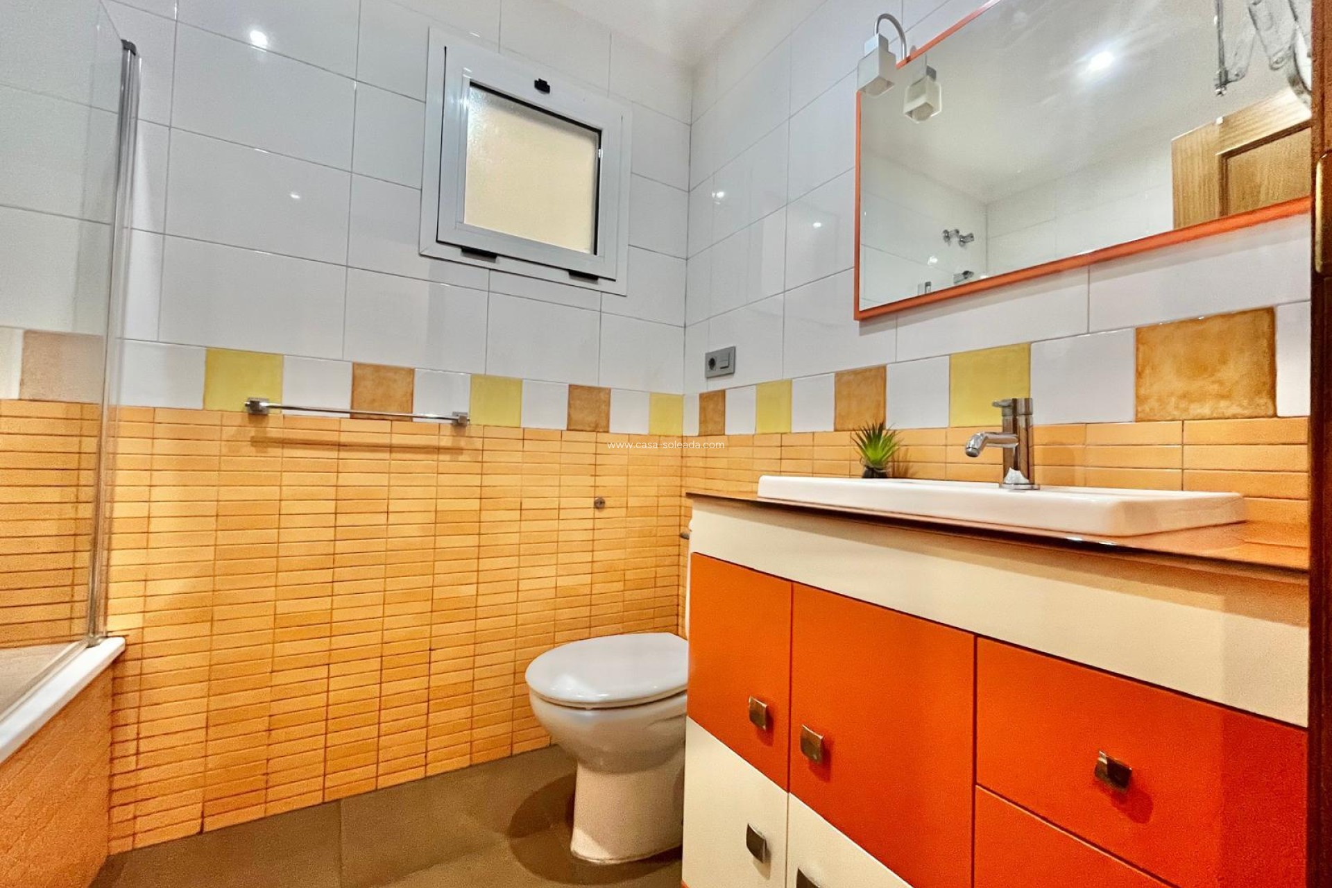 Resale - Apartment / flat - Torrevieja - Center