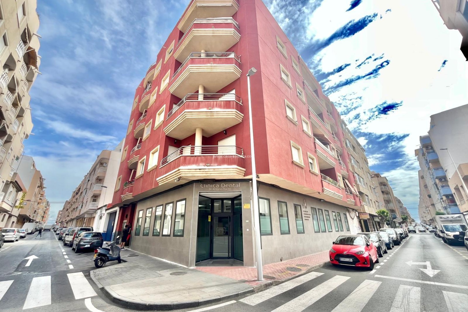 Resale - Apartment / flat - Torrevieja - Center