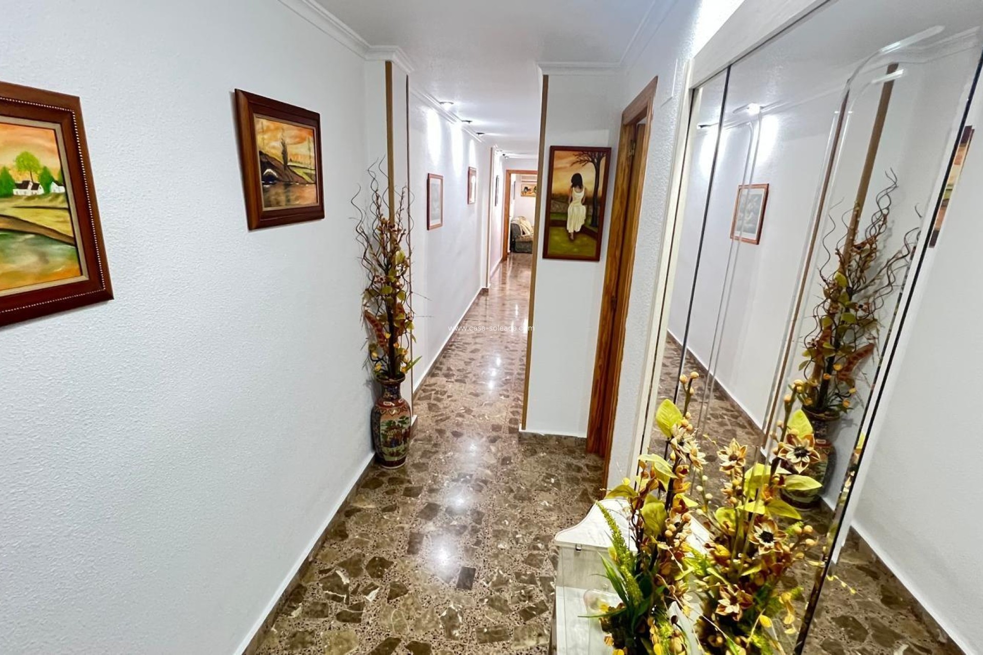 Resale - Apartment / flat - Torrevieja - Center