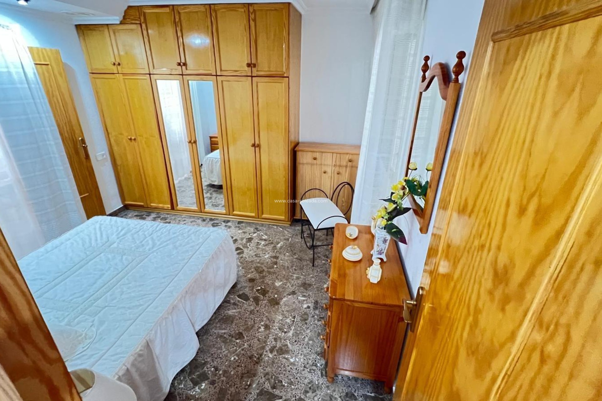 Resale - Apartment / flat - Torrevieja - Center
