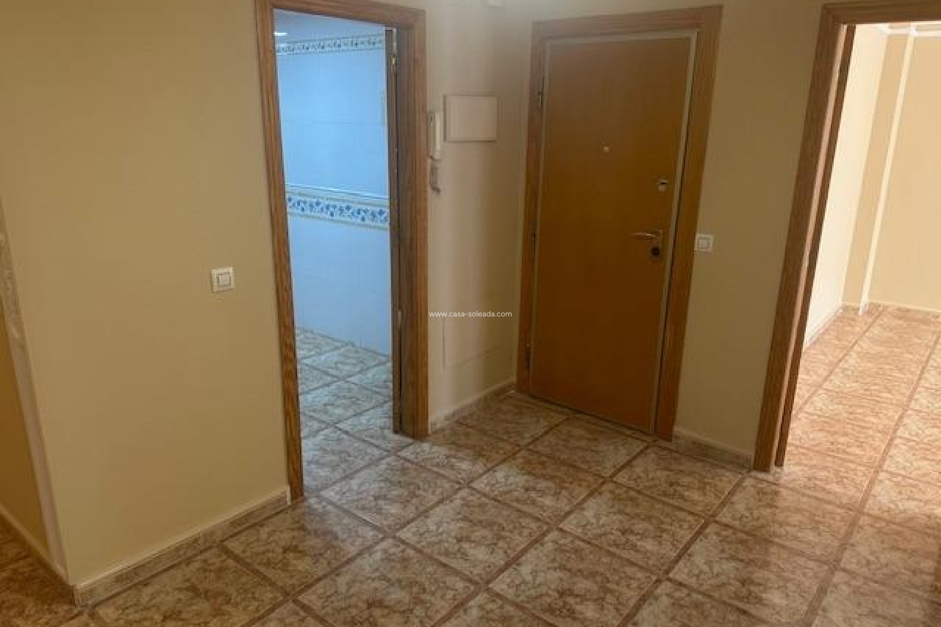Resale - Apartment / flat - Torrevieja - Center