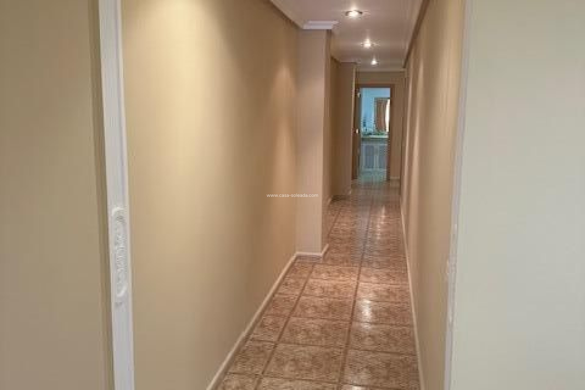 Resale - Apartment / flat - Torrevieja - Center