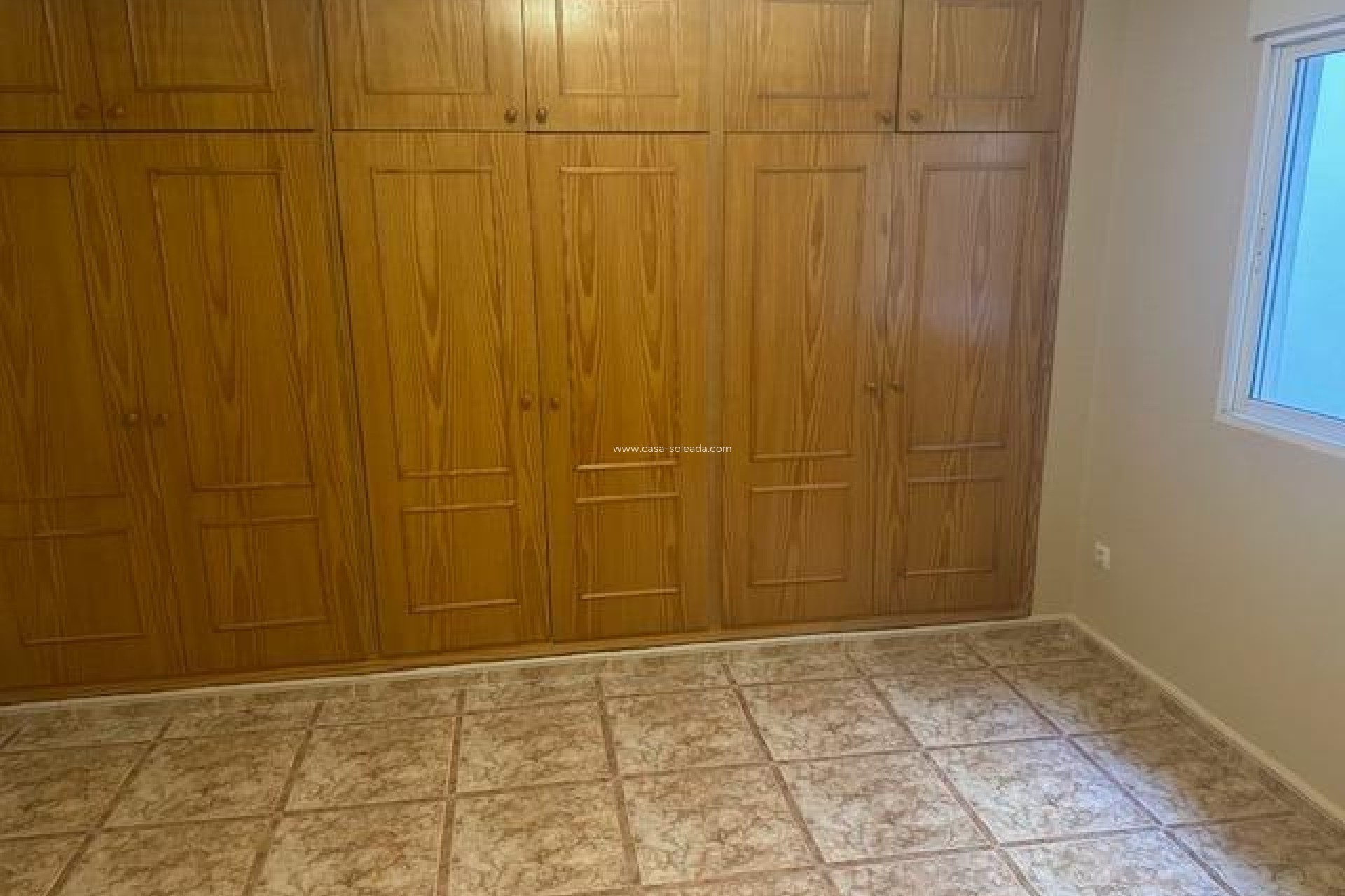 Resale - Apartment / flat - Torrevieja - Center