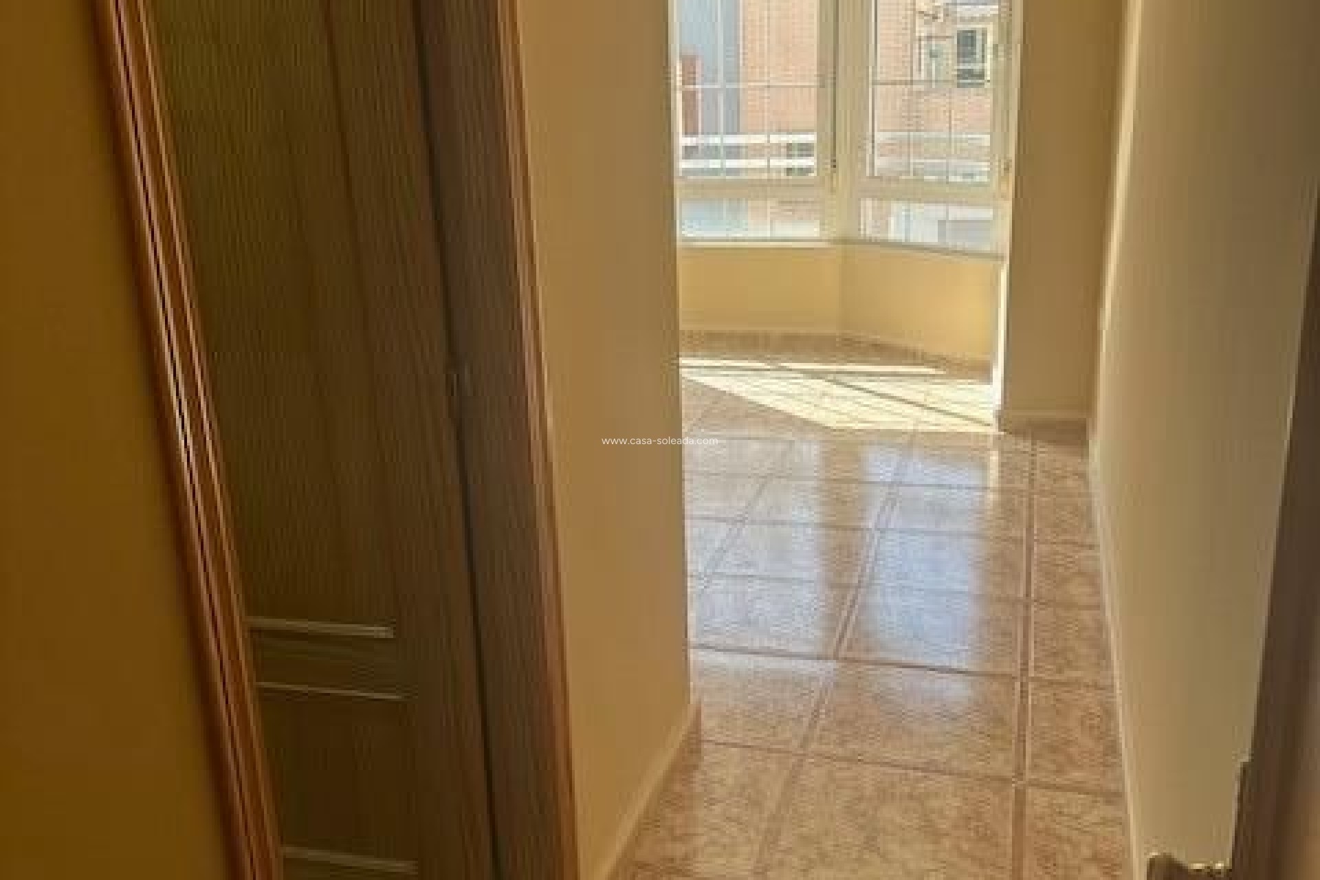 Resale - Apartment / flat - Torrevieja - Center
