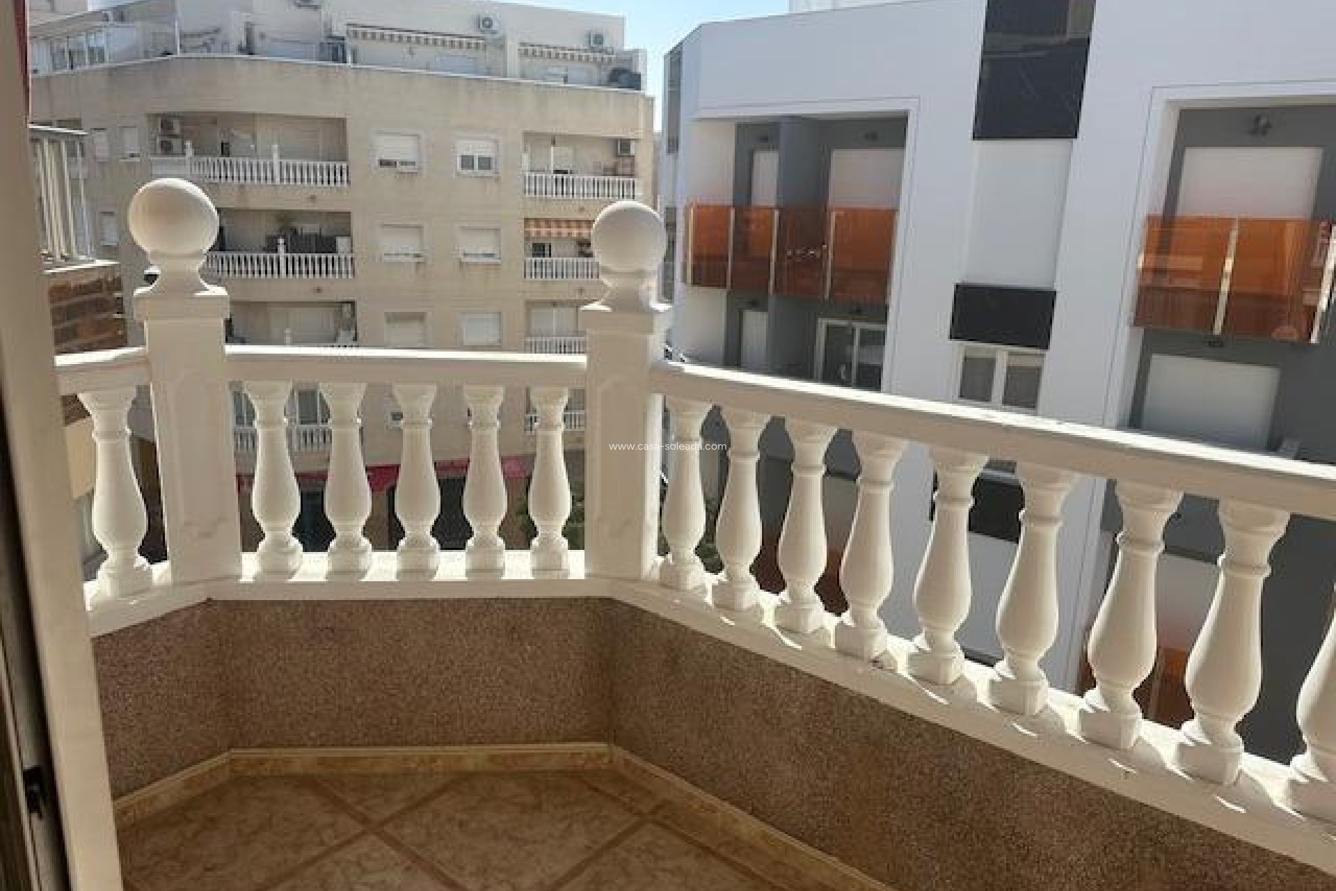 Resale - Apartment / flat - Torrevieja - Center