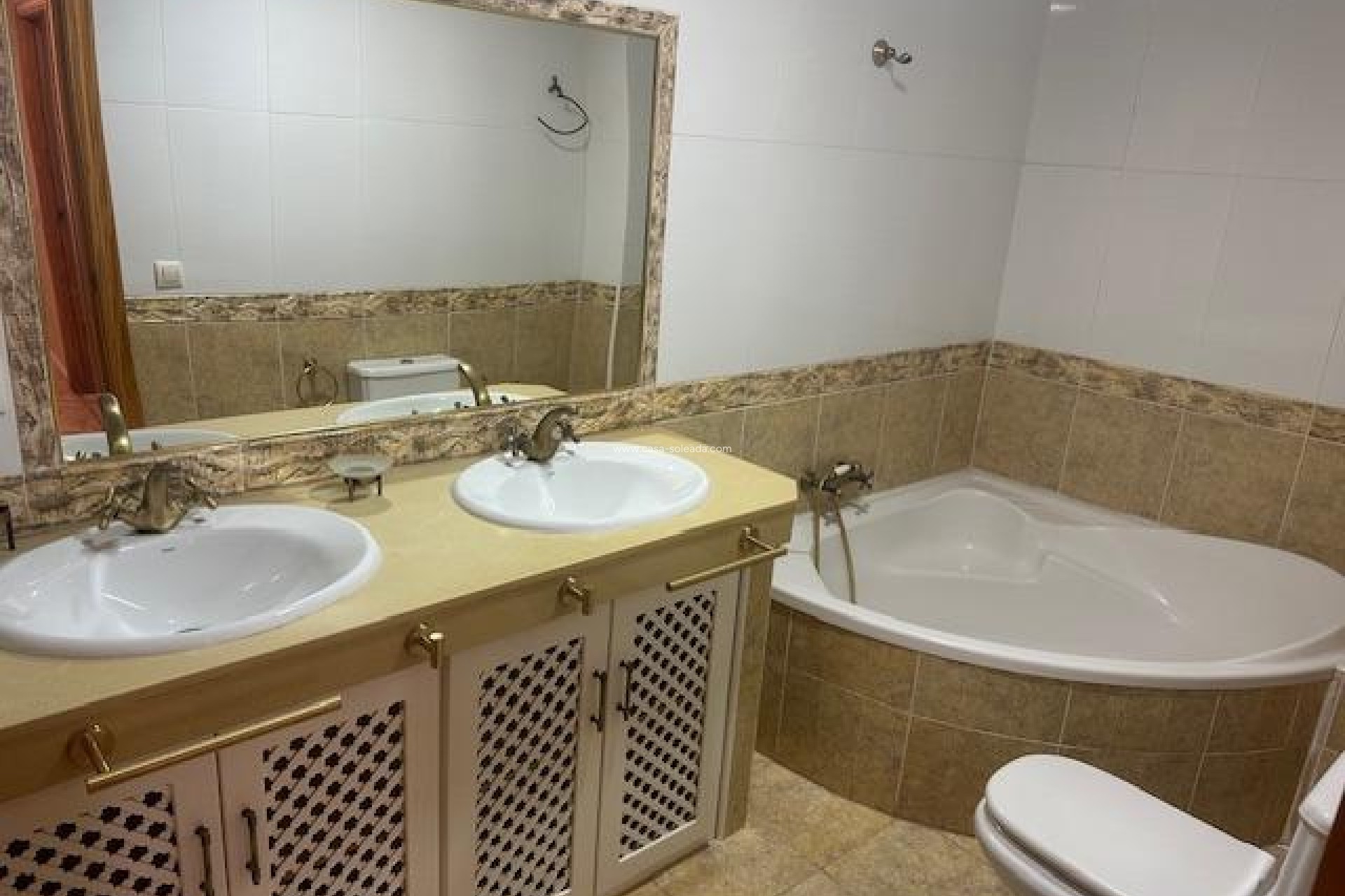 Resale - Apartment / flat - Torrevieja - Center