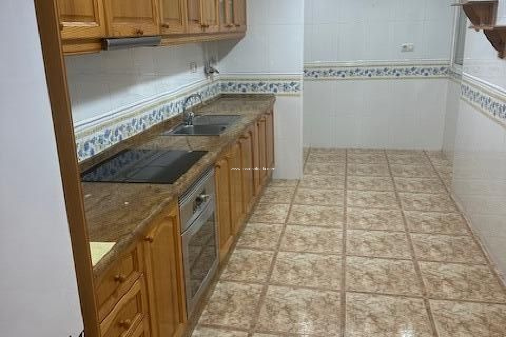 Resale - Apartment / flat - Torrevieja - Center