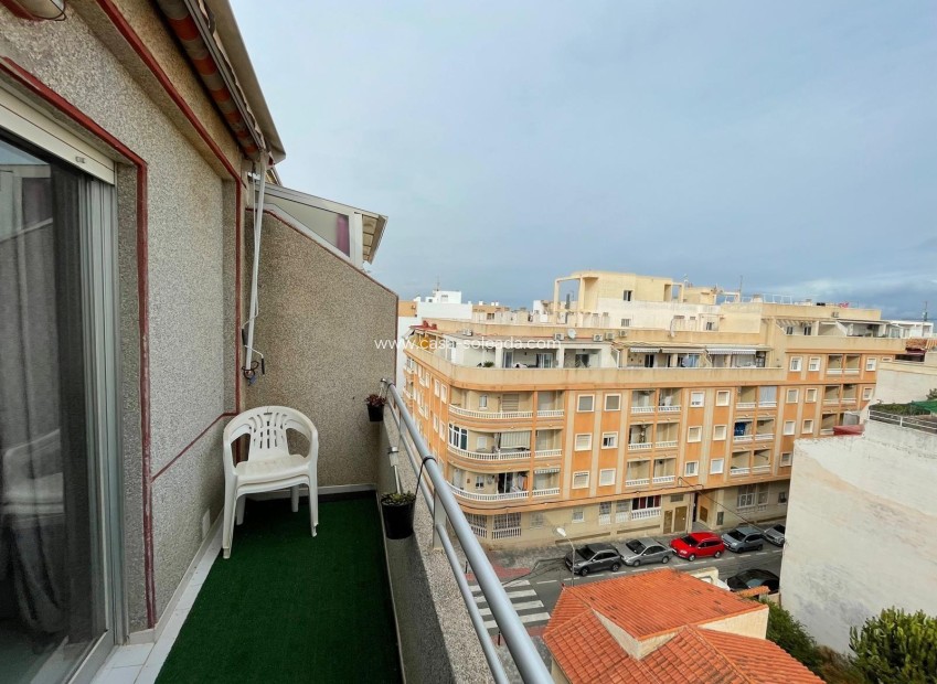 Resale - Apartment / flat - Torrevieja - Center