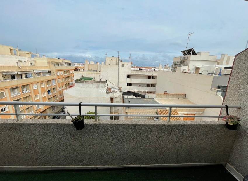 Resale - Apartment / flat - Torrevieja - Center