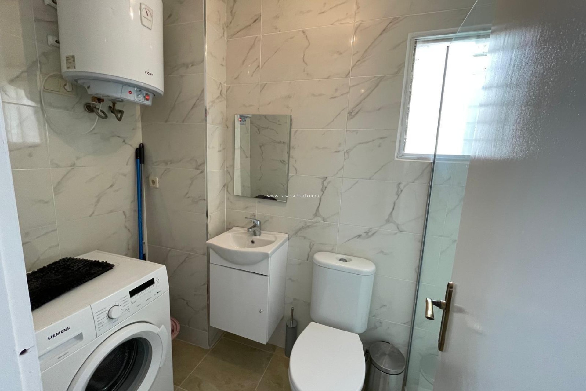 Resale - Apartment / flat - Torrevieja - Center