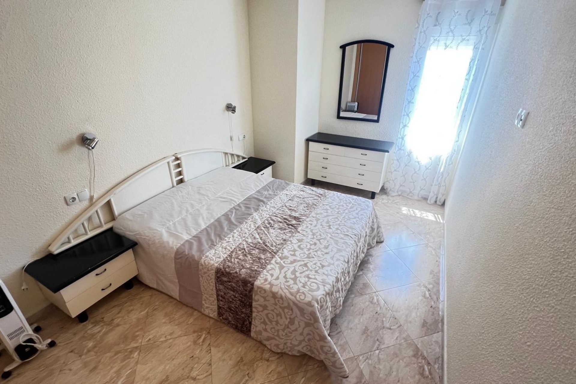 Resale - Apartment / flat - Torrevieja - Center