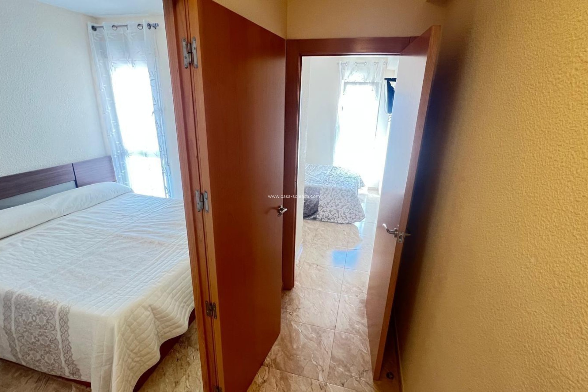Resale - Apartment / flat - Torrevieja - Center