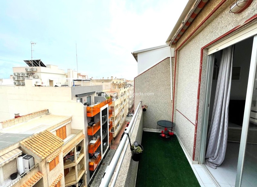 Resale - Apartment / flat - Torrevieja - Center