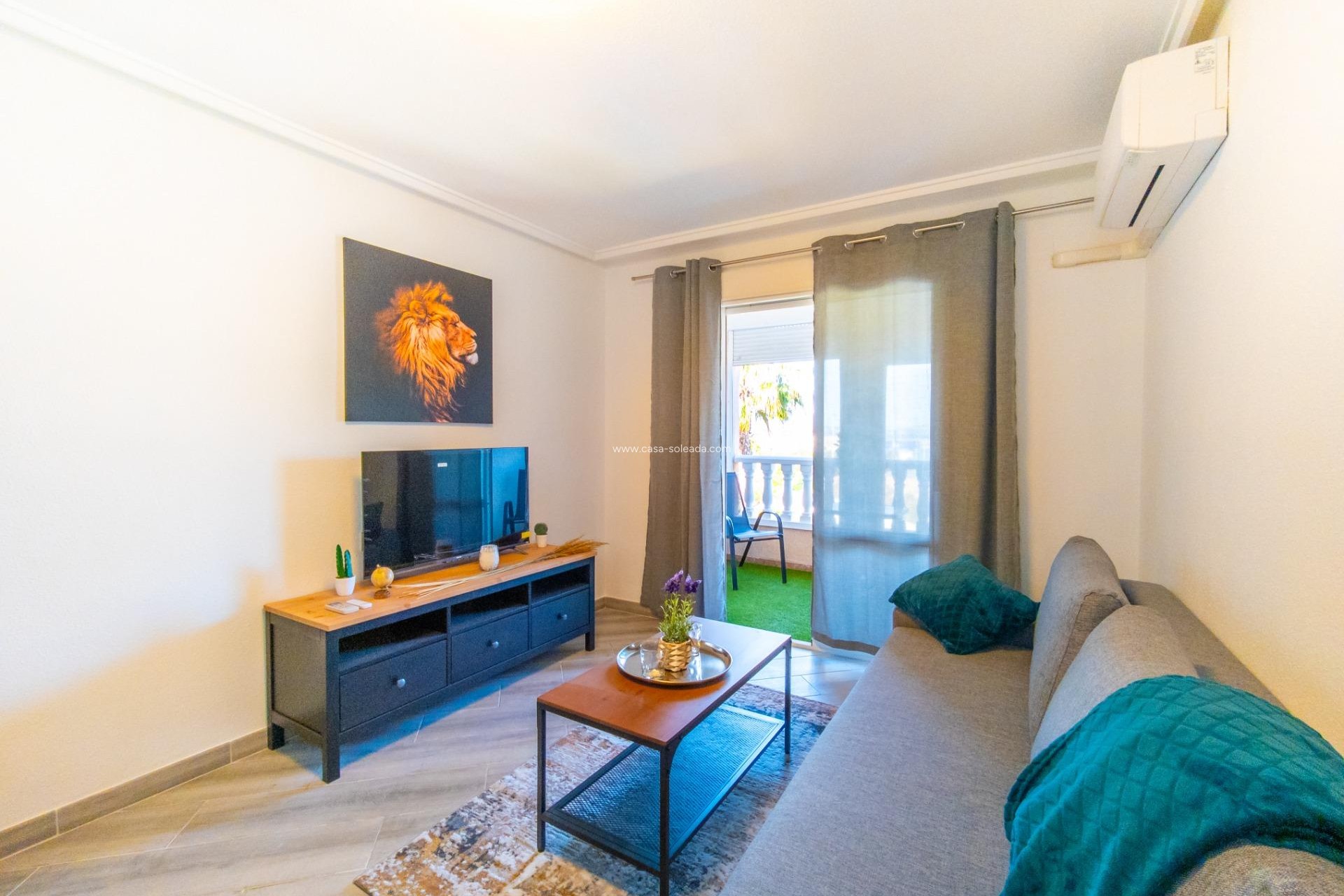 Resale - Apartment / flat - Torrevieja - Center