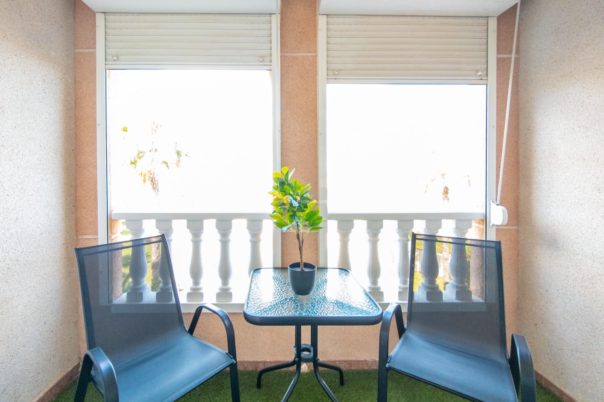 Resale - Apartment / flat - Torrevieja - Center