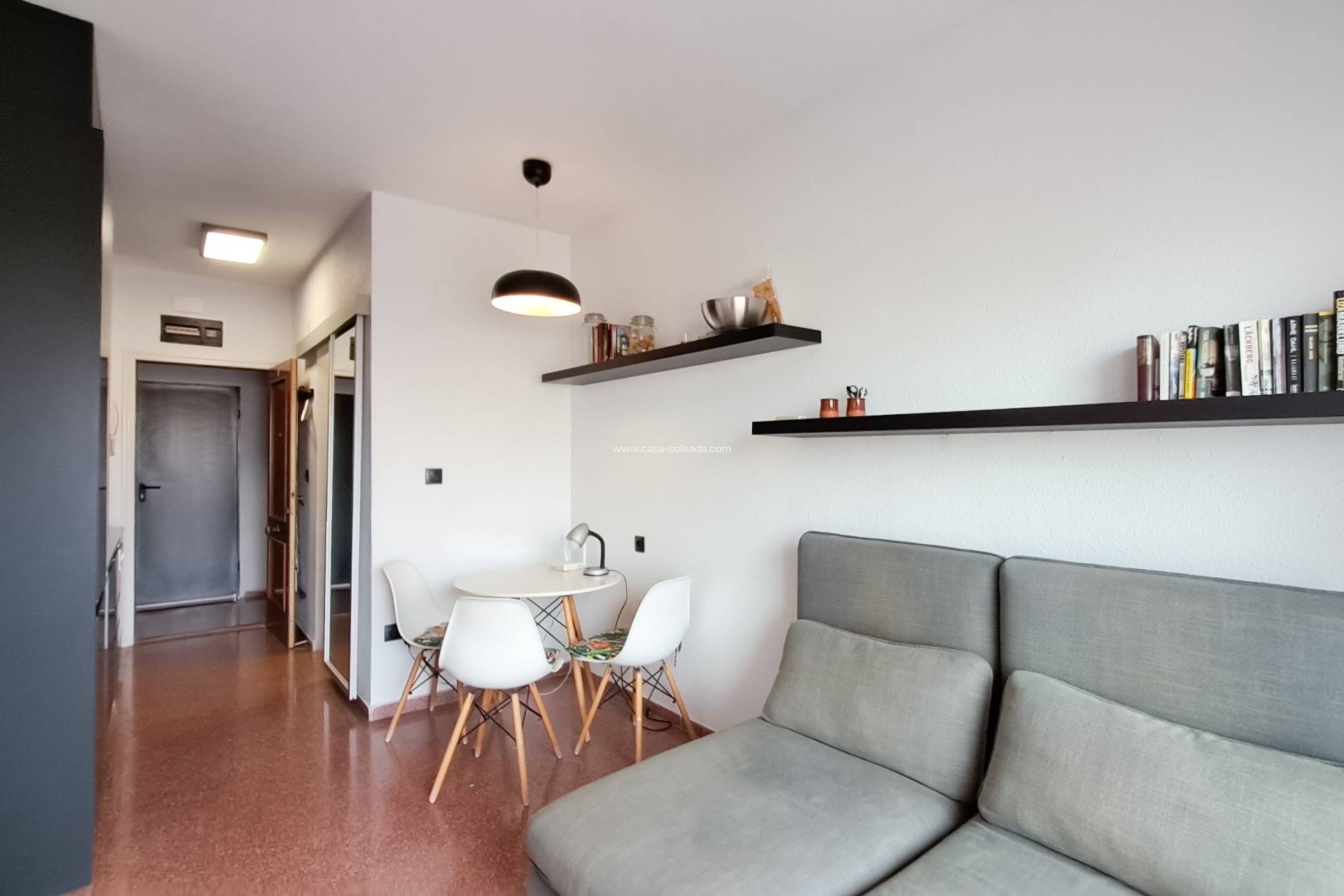 Resale - Apartment / flat - Torrevieja - Center