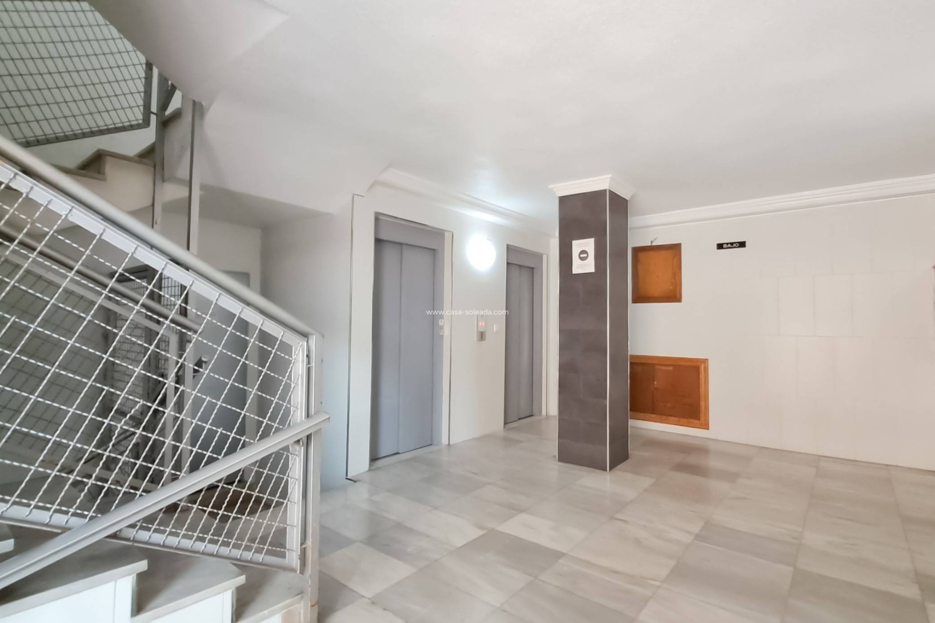 Resale - Apartment / flat - Torrevieja - Center