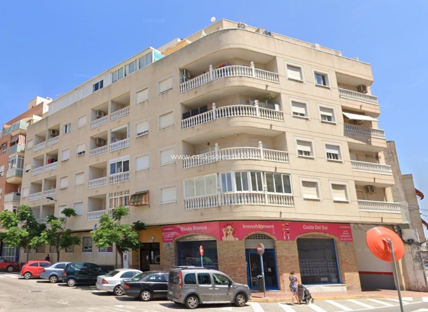 Resale - Apartment / flat - Torrevieja - Costa Blanca