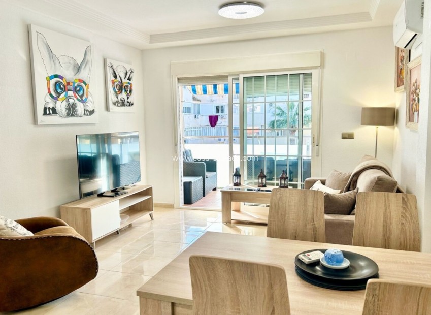 Resale - Apartment / flat - Torrevieja - Costa Blanca