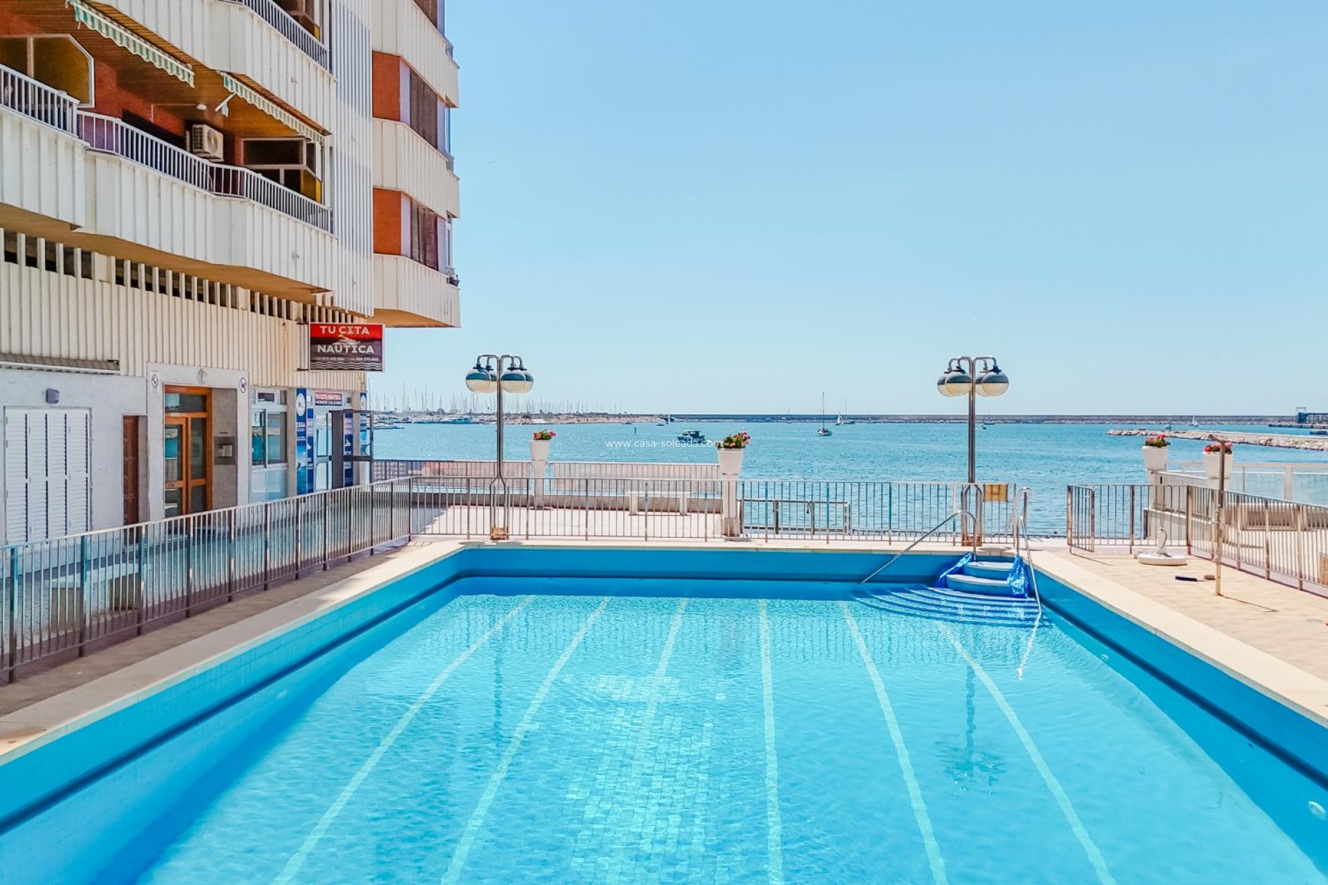 Resale - Apartment / flat - Torrevieja - Costa Blanca