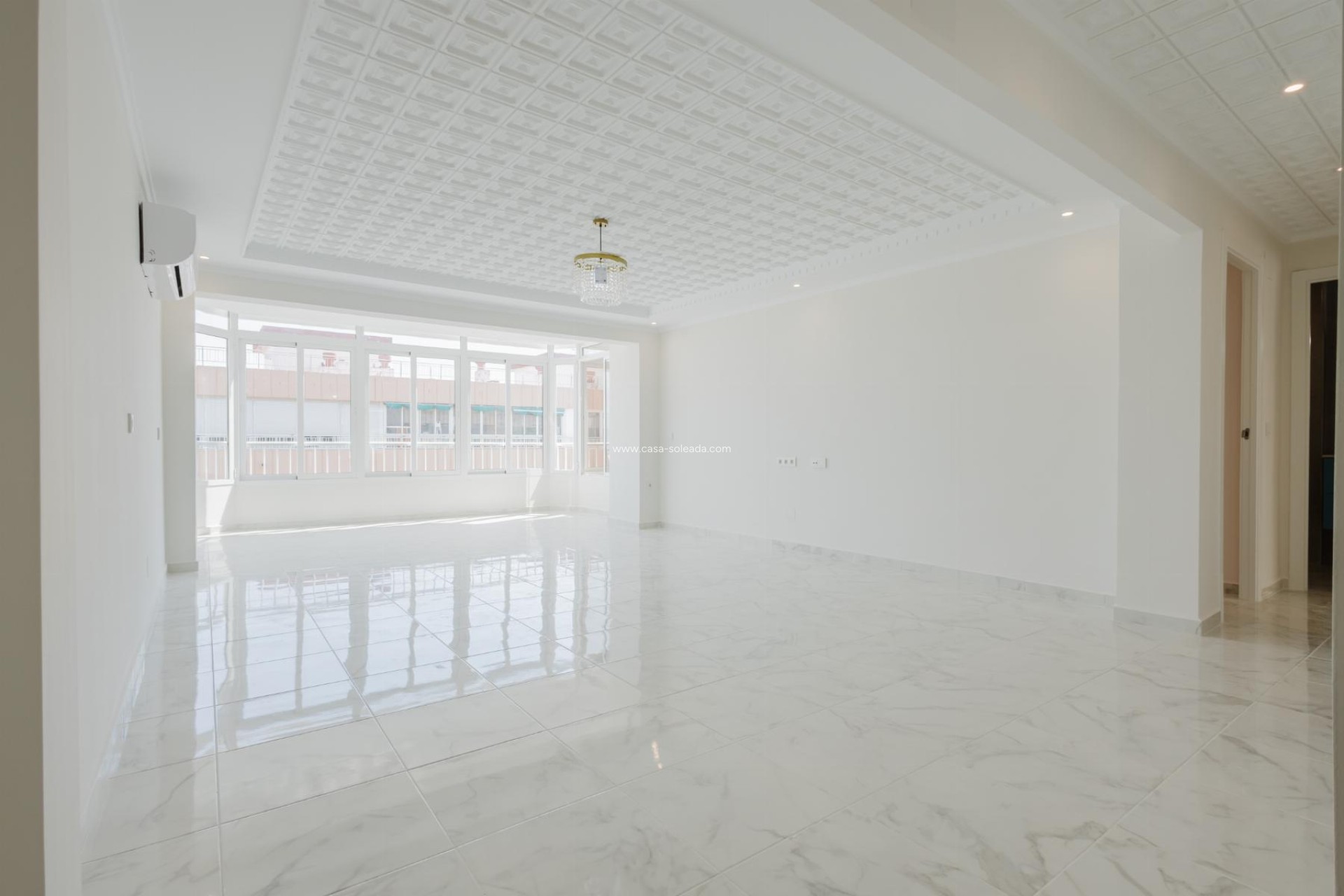 Resale - Apartment / flat - Torrevieja - Costa Blanca