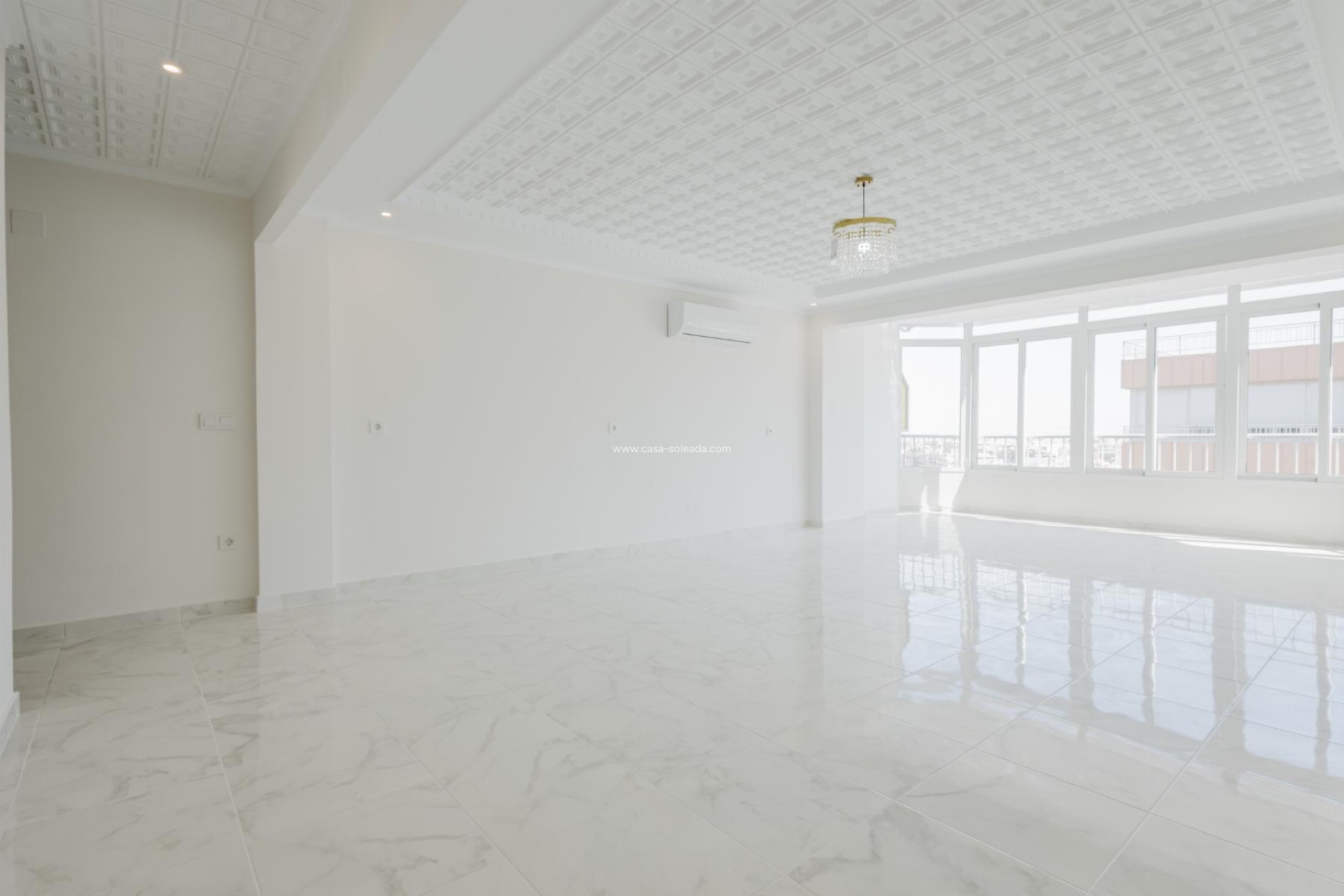 Resale - Apartment / flat - Torrevieja - Costa Blanca