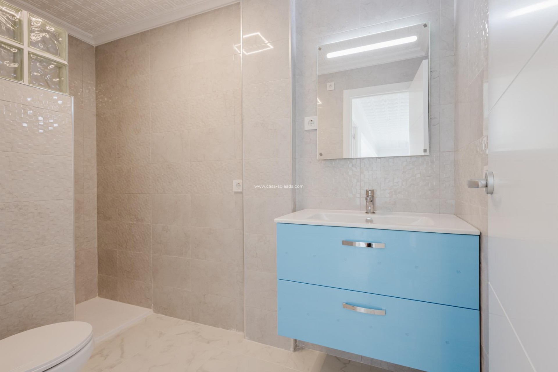 Resale - Apartment / flat - Torrevieja - Costa Blanca