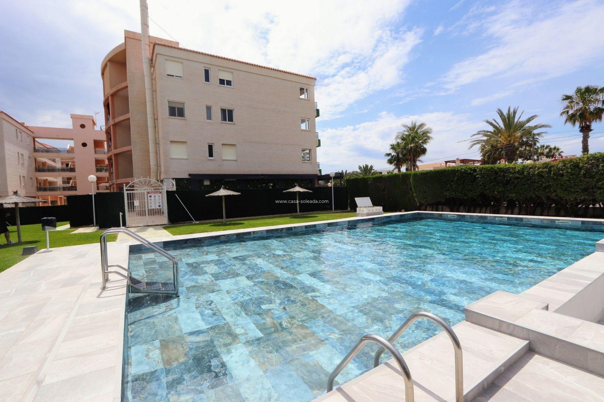 Resale - Apartment / flat - Torrevieja - Costa Blanca