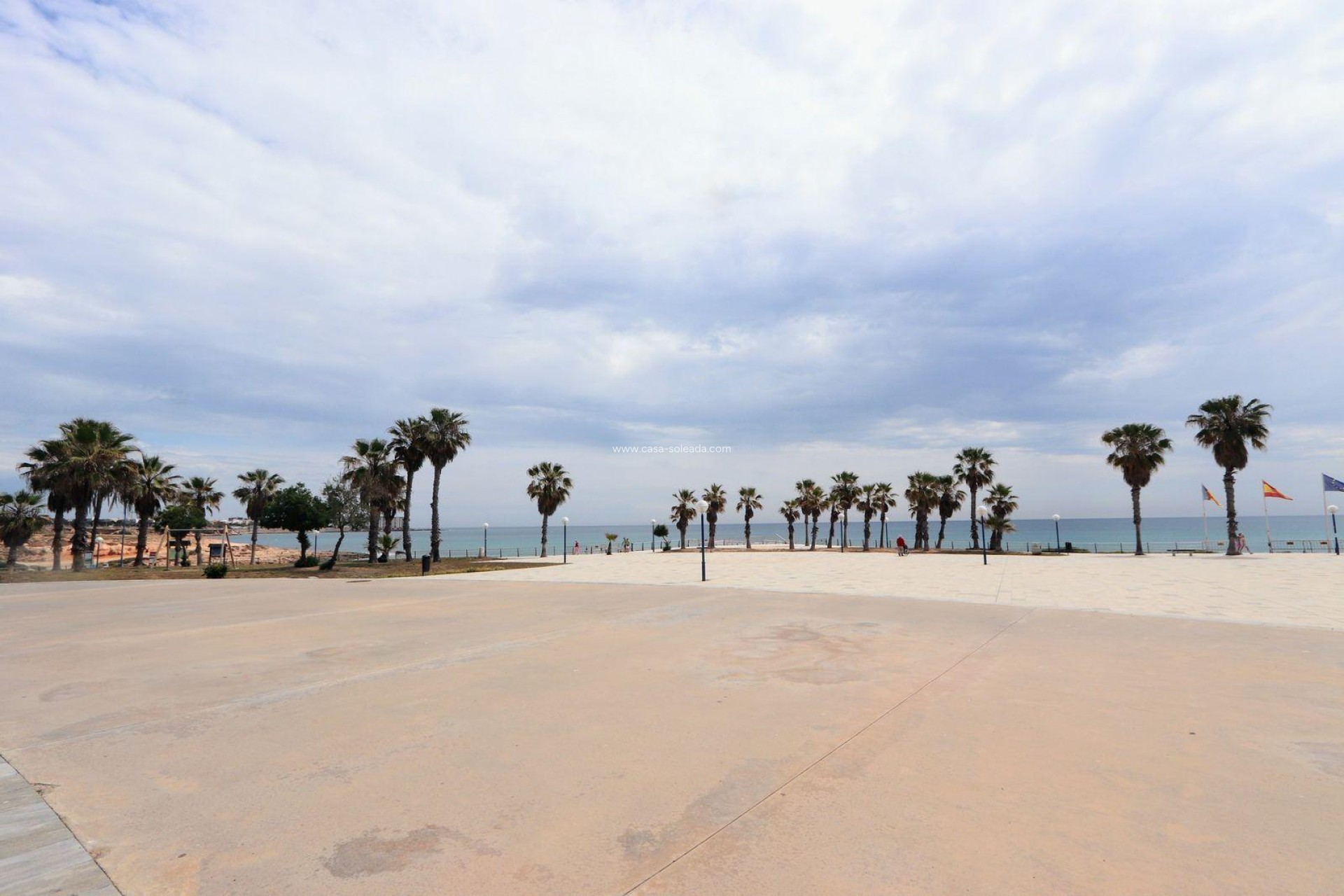 Resale - Apartment / flat - Torrevieja - Costa Blanca
