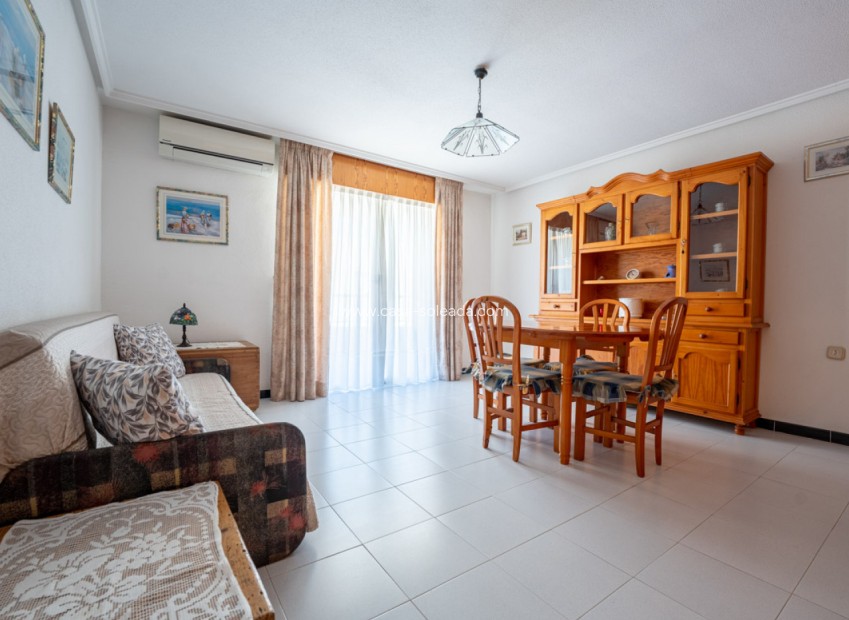 Resale - Apartment / flat - Torrevieja - Costa Blanca