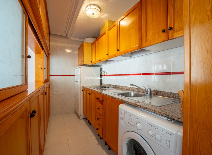 Resale - Apartment / flat - Torrevieja - Costa Blanca