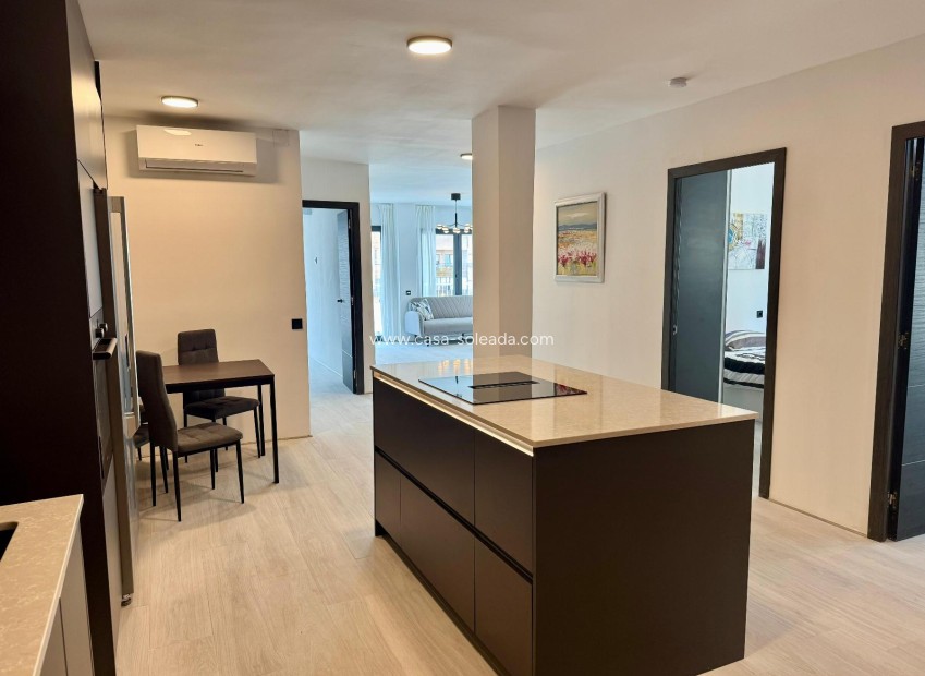 Resale - Apartment / flat - Torrevieja - Costa Blanca